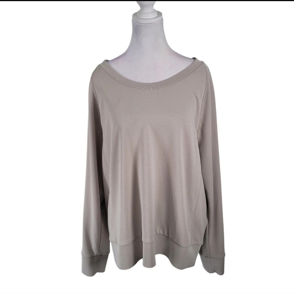Athleta Seasoft Crewneck LS Shirt EUC Sz L Sand